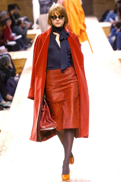 Look 26
